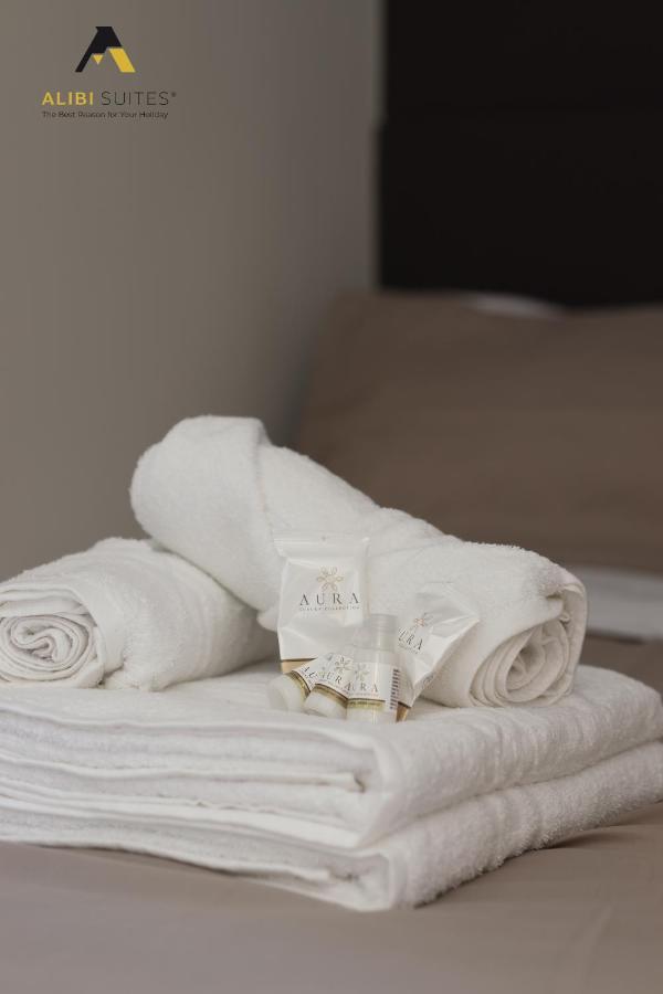 Alibi Suites Suite Museum: Gioiello Con Vista Sul Museo Archeologico Nazionale, Letto E Doccia Con Cromoterapia, Smart Tv, Wifi E A/C รูโวดิปูญา ภายนอก รูปภาพ